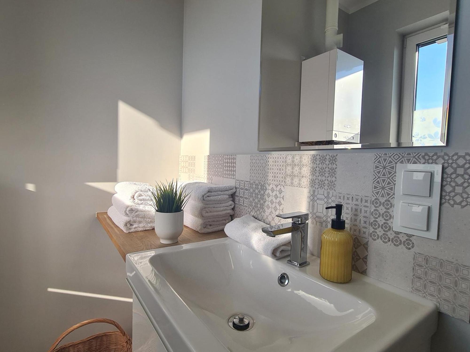 Apartamenty "La Villa" Superior II Z Dwoma Sypialniami, Balkonem, Parkingiem, Blisko Centrum Kudowa Zdroj Ngoại thất bức ảnh