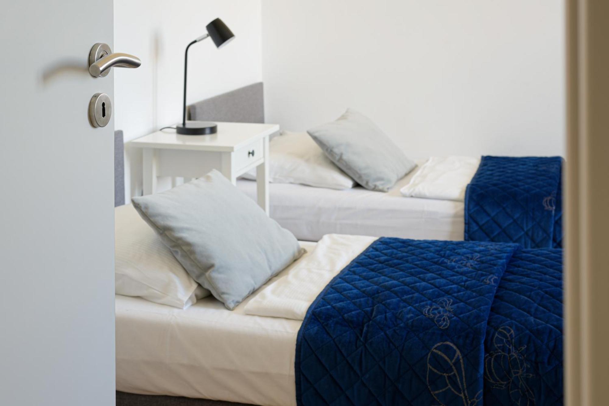 Apartamenty "La Villa" Superior II Z Dwoma Sypialniami, Balkonem, Parkingiem, Blisko Centrum Kudowa Zdroj Ngoại thất bức ảnh